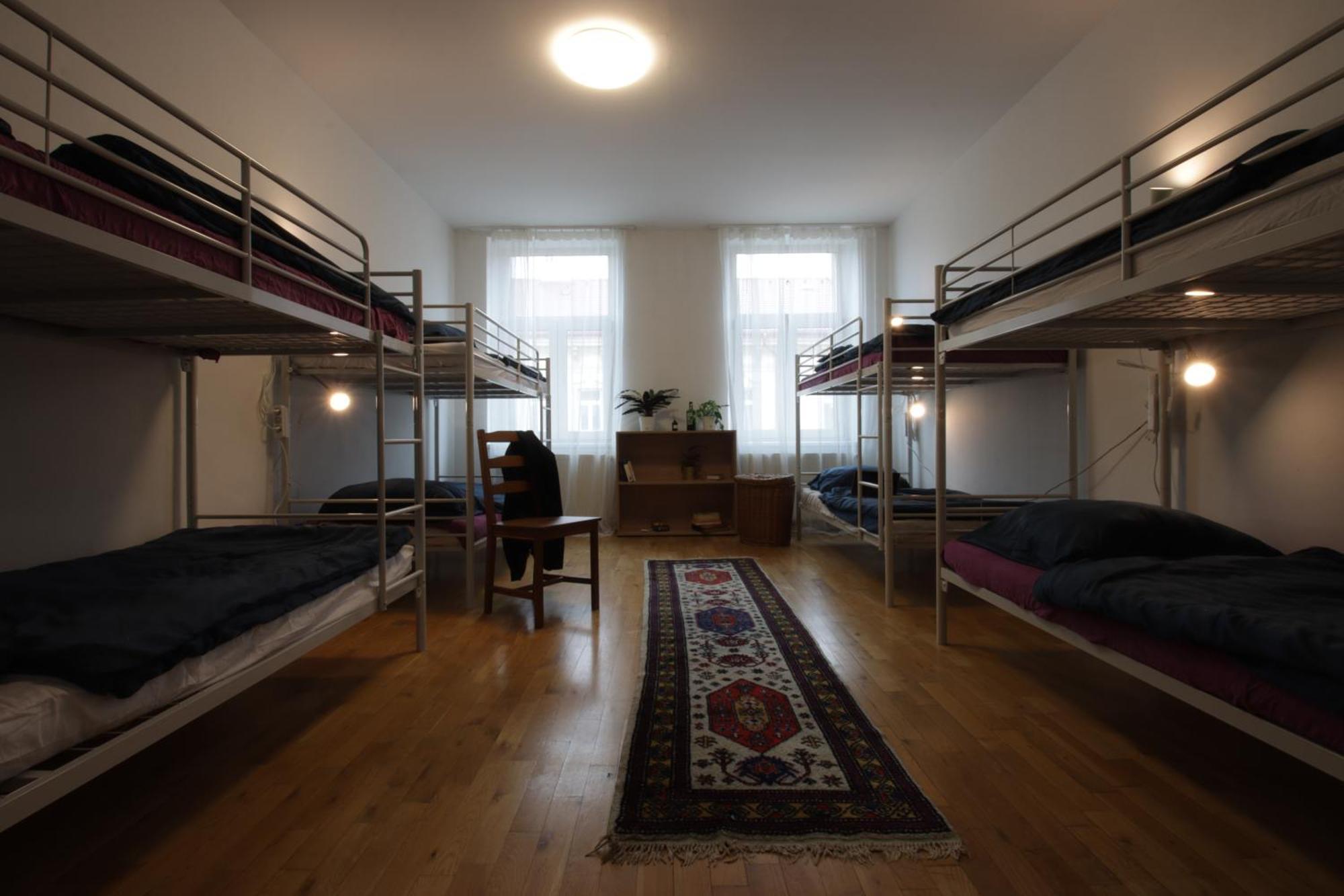 In Hostel Prague Exterior photo
